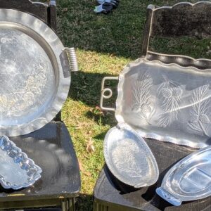 trays