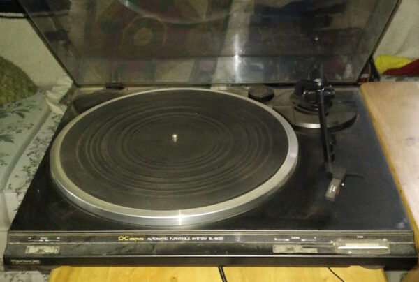 Turntable