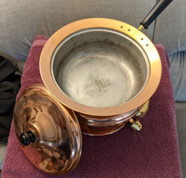 chafing dish